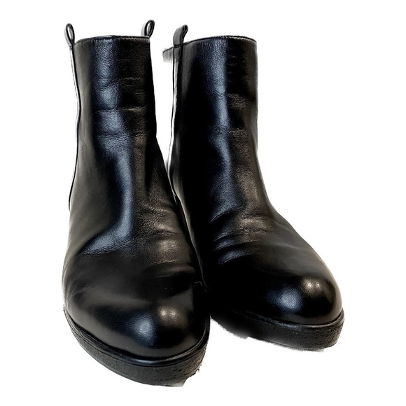 Mint Stuart Weitzman Black Leather Boots Size 6 M - Picture 3 of 14